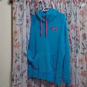 Underarmour hooded sweater LG